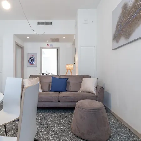 Santa Maria Gualtieri Apartment *