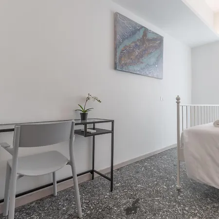 Santa Maria Gualtieri Apartment
